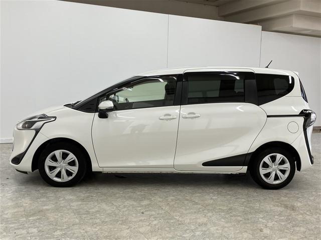 シエンタ X 衝突被害軽減システム ETC ドラレコ 電動スライドドア ウオークスルー 乗車定員7人 3列シート(30枚目)