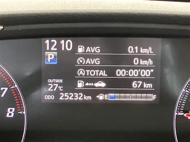 シエンタ Ｘ　衝突被害軽減システム　ドラレコ　電動スライドドア　ウオークスルー　乗車定員７人　３列シート　アイドリングストップ（8枚目）