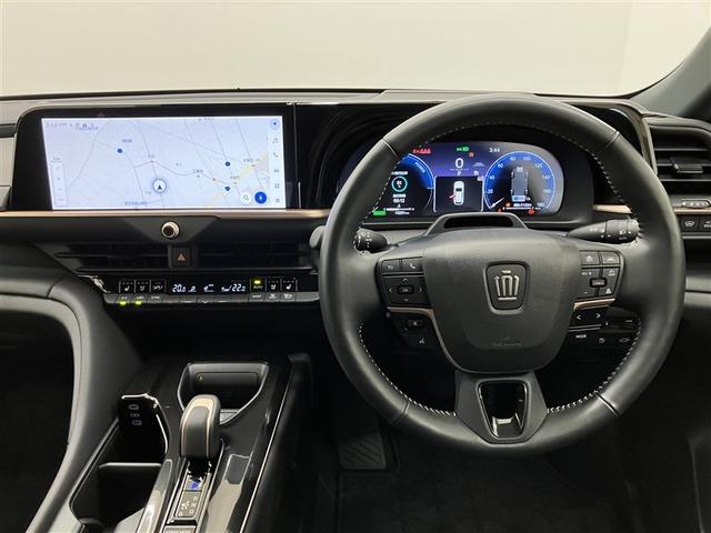 クラウンスポーツ Ｚ　革シート　４ＷＤ　フルセグ　メモリーナビ　バックカメラ　衝突被害軽減システム　ＥＴＣ　ドラレコ　ＬＥＤヘッドランプ（20枚目）