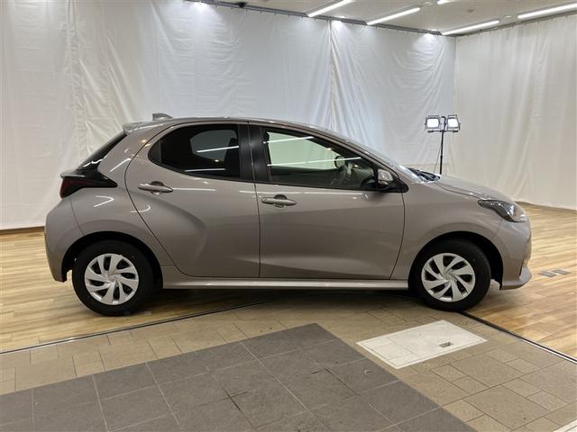 ヤリス X メモリーナビ バックカメラ 衝突被害軽減システム ETC(39枚目)