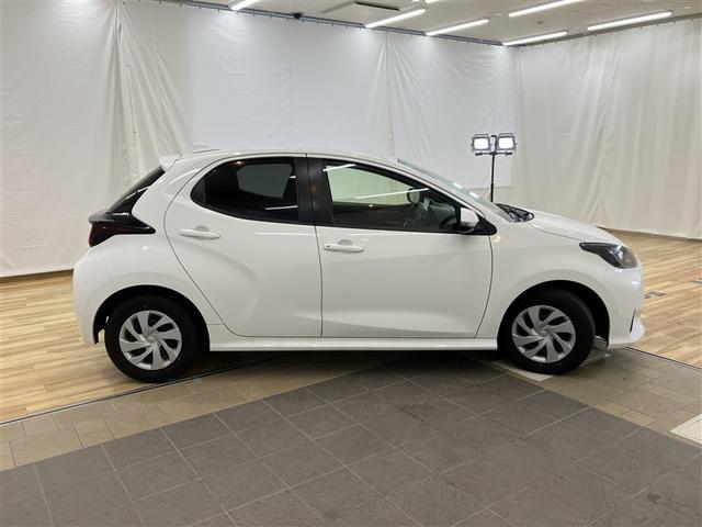 ヤリス X メモリーナビ バックカメラ 衝突被害軽減システム ETC(34枚目)