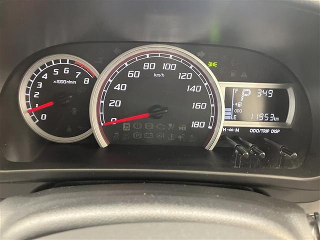 トヨタ認定中古車には１年間走行距離無制限の『ロングラン保証』がついています。年式は問わず、全国約５，０００ヶ所のトヨタのお店で保証修理を受けることができます。