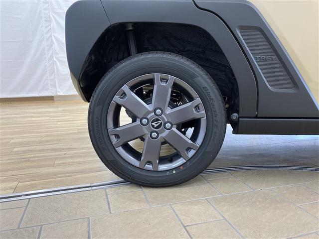 タフト Ｇ　ダーククロムベンチャー　サンルーフ　衝突被害軽減システム　ＬＥＤヘッドランプ　オートエアコン　横滑り防止装置　スマートキー　運転席／助手席／サイドエアバック　シートヒーター　パワーステアリング　パワーウィンドウ（12枚目）