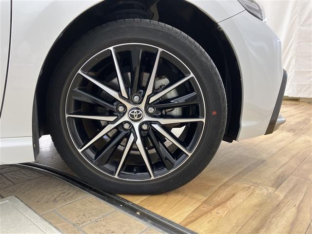 �y�����A���~�z�C�[���z�����Ȃ�ł͂̎Ԃƃ}�b�`�����f�U�C���I��������X�|�[�e�B�[�����ۗ������܂��B�T�C�Y���s�b�^���ŁA��v�Ȃ̂ő��s���\���\�������o���܂��B