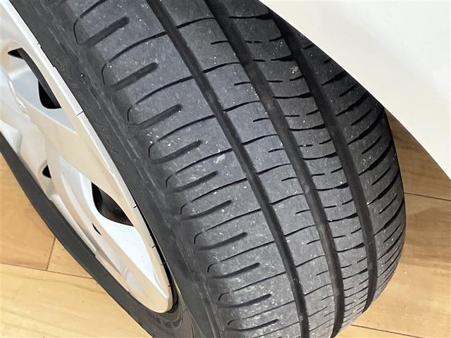 シエンタ ハイブリッドＧ　フルセグ　メモリーナビ　ＤＶＤ再生　バックカメラ　ＥＴＣ　ドラレコ　両側電動スライド　ＬＥＤヘッドランプ　ウオークスルー　乗車定員６人　３列シート（19枚目）