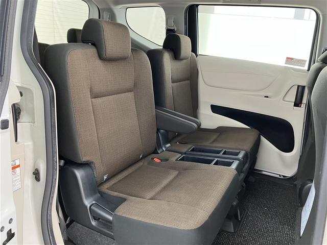 シエンタ ハイブリッドＧ　フルセグ　メモリーナビ　ＤＶＤ再生　バックカメラ　ＥＴＣ　ドラレコ　両側電動スライド　ＬＥＤヘッドランプ　ウオークスルー　乗車定員６人　３列シート（23枚目）