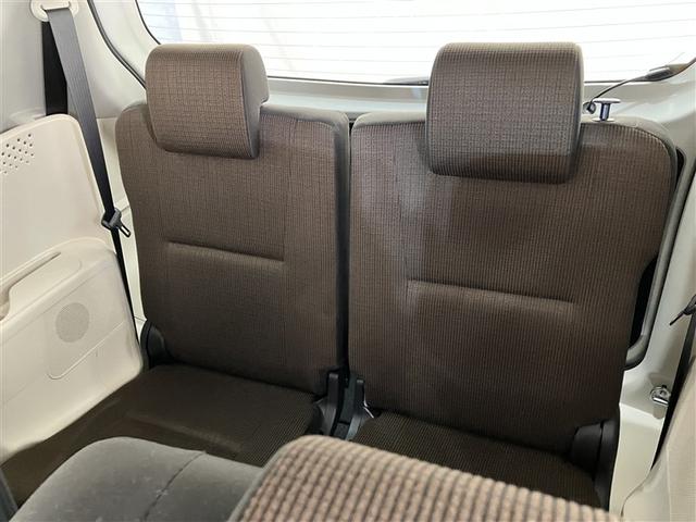 シエンタ ハイブリッドＧ　フルセグ　メモリーナビ　ＤＶＤ再生　バックカメラ　ＥＴＣ　ドラレコ　両側電動スライド　ＬＥＤヘッドランプ　ウオークスルー　乗車定員６人　３列シート（27枚目）