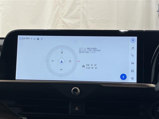 クラウンクロスオーバー Ｇアドバンスド・レザーパッケージ　革シート　４ＷＤ　フルセグ　バックカメラ　衝突被害軽減システム　ＥＴＣ　ドラレコ　ＬＥＤヘッドランプ（8枚目）
