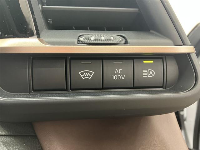 クラウンクロスオーバー Ｇアドバンスド・レザーパッケージ　革シート　４ＷＤ　フルセグ　バックカメラ　衝突被害軽減システム　ＥＴＣ　ドラレコ　ＬＥＤヘッドランプ（19枚目）