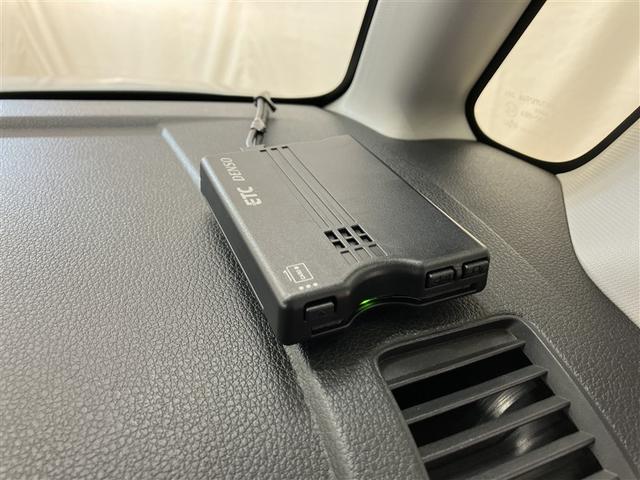 ルーミー X 4WD メモリーナビ バックカメラ 衝突被害軽減システム ETC 電動スライドドア アイドリングストップ(8枚目)