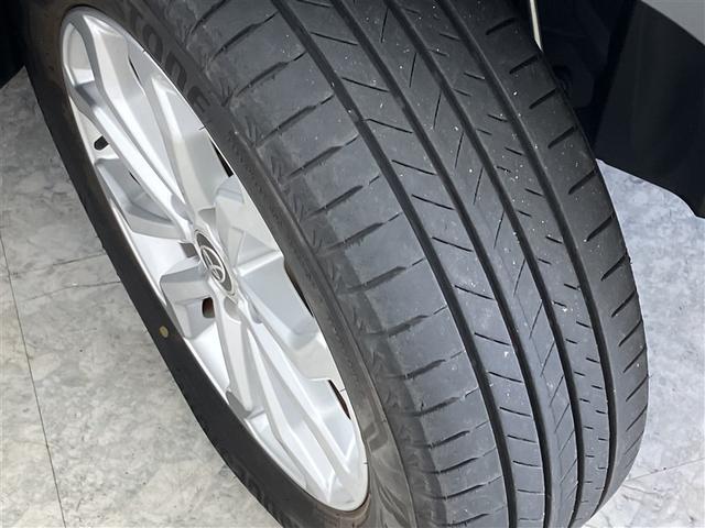 �y�^�C���z���ÎԂ̃^�C���͑厖�ȃ`�F�b�N�|�C���g�ł��B�ʐ^�ł̊m�F�͓���̂ŁA�����X�̍ۂ͂�������`�F�b�N���肢���܂��B