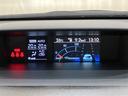 2.0i アイサイト プラウドエディション 4WD フルセグTV メモリーナビゲーション CD/DVD再生 バックカメラ 衝突被害軽減システム 横滑り防止装置 ETC HIDヘッドライト パワーシート オートエアコン スマートキー(9枚目)