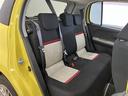 【後部座席】乗り心地良好です♪もちろんクリーニング済みですので清潔感があり気持ち良く乗っていただけます。