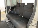 【後部座席】乗り心地良好です♪もちろんクリーニング済みですので清潔感があり気持ち良く乗っていただけます。