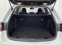 【トランクルーム】後部座席は６：４分割で可倒式ですので、荷室を広げ、趣味の道具もたくさん入りますし、ベビーカー、大きな買い物エコバックも入って便利です♪