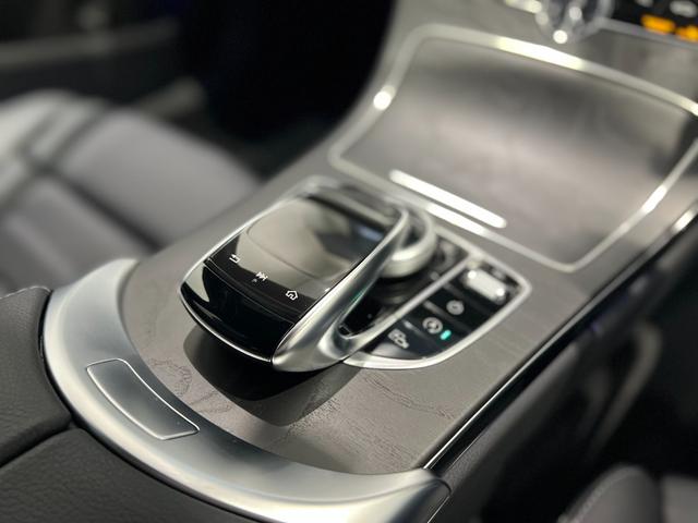 C43 4マチック レーダーセーフティパッケージ AMGスタイリングパッケージ AMGエグゾーストシステム エアバランスパッケージ 黒革 19インチアルミホイール 正規ディーラー認定中古車 2年保証(23枚目)