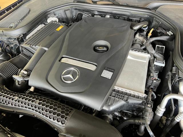 E300 クーペ スポーツ レーダーセーフティパッケージ エクスクルーシブパッケージ エアバランスパッケージ リラクゼーション機能 パノラミックスライディングルーフ Burmester 正規ディーラー認定中古車 2年保証(10枚目)