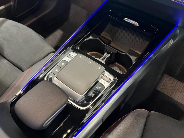GLB200d AMGライン レーダーセーフティパッケージ ナビゲーションパッケージ AMGスタイリングパッケージ 全周囲カメラ ETC 19インチアルミホイール 正規ディーラー認定中古車 2年保証(23枚目)