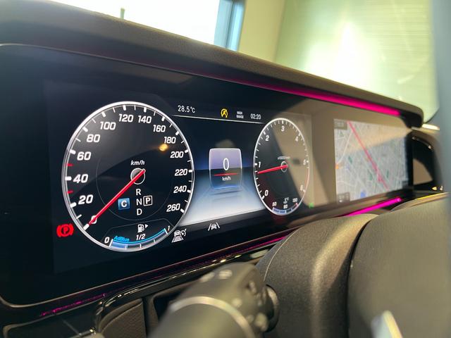 G400d AMGライン レーダーセーフティパッケージ ラグジュアリーパッケージ アダプティブダンピングシステム ガラススライディングルーフ Burmester 20インチアルミホイール 正規ディーラー認定中古車 2年保証(26枚目)