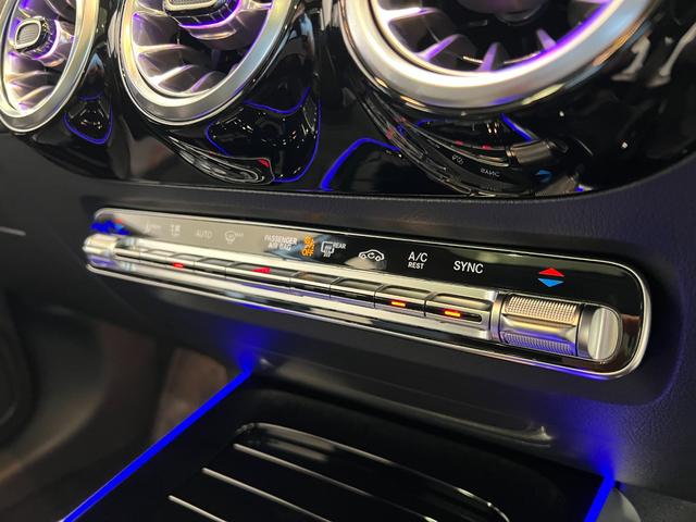 GLA200d 4マチック AMGライン レーダーセーフティP オフロードエンジニアリングP パノラミックスライディングルーフ 全周囲カメラ レザーDINAMICAシート 19インチアルミホイール 正規ディーラー認定中古車 2年保証(25枚目)