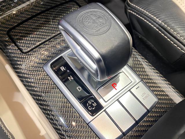 G63 エディション463 ホワイト52台限定車 特別装備車 AMGカーボンファイバーインテリアトリム designoエクスクルーシブインテリアパッケージ ブラックペイント21AW 正規ディーラー認定中古車 1年保証(30枚目)