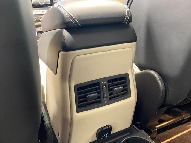 G63 エディション463 ホワイト52台限定車 特別装備車 AMGカーボンファイバーインテリアトリム designoエクスクルーシブインテリアパッケージ ブラックペイント21AW 正規ディーラー認定中古車 1年保証(45枚目)