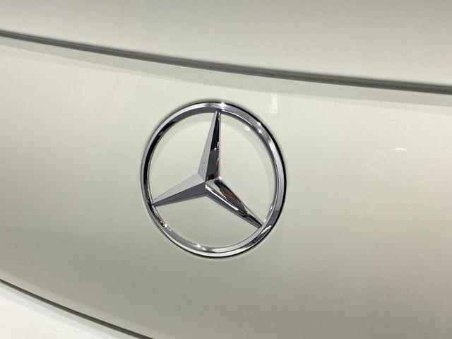 C180カブリオレスポーツレザエクスクルシブパッケジ レーダーセーフティパッケージ レザーエクスクルーシブパッケージ エアサス ヘッドアップディスプレイ 本革シート バックカメラ 青幌 19インチアルミホイール 正規ディーラー認定中古車 2年保証(43枚目)