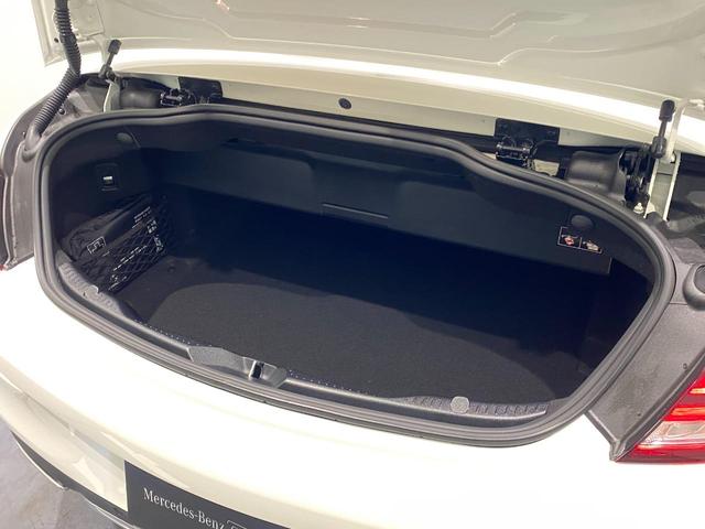 C180カブリオレスポーツレザエクスクルシブパッケジ レーダーセーフティパッケージ レザーエクスクルーシブパッケージ エアサス ヘッドアップディスプレイ 本革シート バックカメラ 青幌 19インチアルミホイール 正規ディーラー認定中古車 2年保証(44枚目)