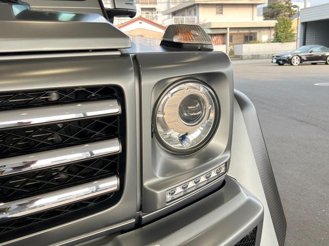 Ｇ５５０　４×４スクエアード　ｄｅｓｉｇｎｏマグノプラチナムマット　ｄｅｓｉｇｎｏハーフレザーシート　可変ダンパー　スライディングルーフ　ｈａｒｍａｎ／ｋａｒｄｏｎ　全周囲カメラ　２２ＡＷ　正規ディーラー認定中古車　１年保証(8枚目)