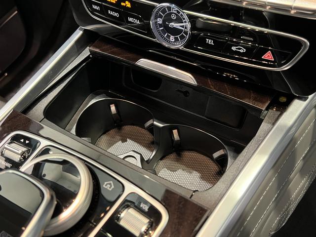 G400d マヌファクトゥーアエディション 特別装備 ブラックアクセント レーダーセーフティP ラグジュアリーP アダプティブダンピングシステム シートエアコン 全周囲カメラ 本革シート 20AW 正規ディーラー認定中古車 2年保証(37枚目)