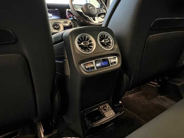 G400d マヌファクトゥーアエディション 特別装備 ブラックアクセント レーダーセーフティP ラグジュアリーP アダプティブダンピングシステム シートエアコン 全周囲カメラ 本革シート 20AW 正規ディーラー認定中古車 2年保証(51枚目)