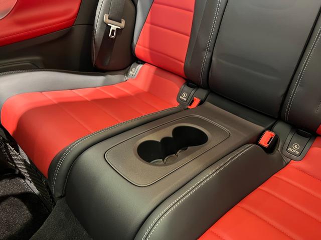 E450 4マチック クーペ スポーツ レーダーセーフティP エクスクルーシブP エアバランスP リラクゼ機能 パノラミックスライディングルーフ Burmester エアサス シートエアコン 19AW 正規ディーラー認定中古車 2年保証(52枚目)