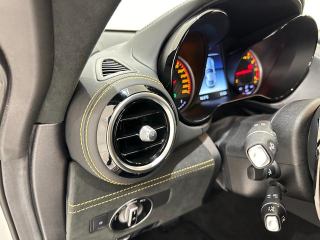 ＧＴ Ｒ　ＡＭＧパフォーマンスシートＰ　ＡＭＧインテリアナイトＰ　ＡＭＧカーボンセラミックブレーキ　Ｂｕｒｍｅｓｔｅｒ　パワーシート　シートヒーター　１９／２０ＡＷ　正規ディーラー認定中古車　１年保証（55枚目）