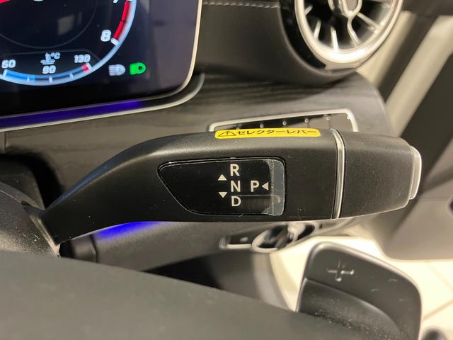 Ｅ２００　クーペ　スポーツ　１オーナー　レザーパッケージ　エアバランスパッケージ　ＳＲ　Ｂｕｒｍｅｓｔｅｒ　全周囲カメラ　本革シート　シートヒーター　ＨＵＤ　メモリー付きパワーシート　１９ＡＷ　正規ディーラー認定中古車　１年保証(42枚目)