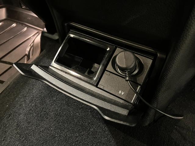 Ｇクラス Ｇ３５０ｄ　ＡＭＧライン　ラグジュアリーパッケージ　ＳＲ　Ｂｕｒｍｅｓｔｅｒ　全周囲カメラ　本革シート　シートヒーター　メモリー付きパワーシート　本革巻ステアリング　ＥＴＣ　　２０ＡＷ　正規ディーラー認定中古車　２年保証（74枚目）