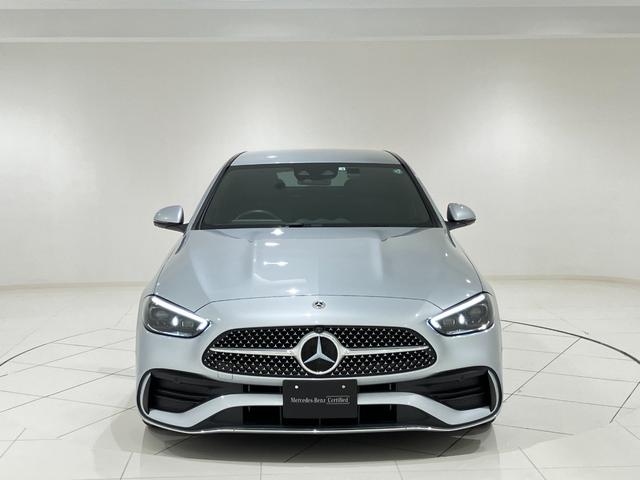 Ｃ２２０ｄアバンギャルド　ＡＭＧライン　ベーシックパッケージ　ＨＵＤ　レザーＤＩＮＡＭＩＣＡシート　シートヒーター　メモリー付きパワーシート　本革巻ステアリング　全周囲カメラ　アンビエントライト　１８ＡＷ　正規ディーラー認定中古車　２年保証(6枚目)