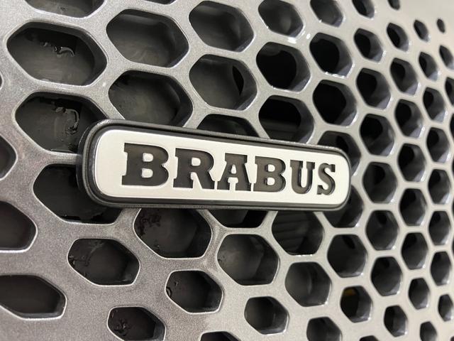 スマートフォーフォー ＢＲＡＢＵＳ　エクスクルーシブ　ＳＲ　ＢＲＡＢＵＳエクスクルーシブ本革スポーツシート　シートヒーター　ＢＲＡＢＵＳパーキングブレーキハンドル　ＢＲＡＢＵＳメーターパネル　ＥＴＣ　Ｂカメラ　１７ＡＷ　正規ディーラー認定中古車　２年保証（8枚目）