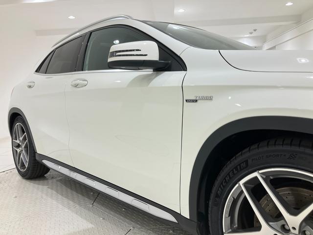 ＧＬＡクラス ＧＬＡ４５　４マチック　右ハンドル／カルサイトホワイト／レーダーセーフティパッケージ／バックモニター／パークトロニックセンサー／黒革シート／シートヒーター／ＡＭＧ１９ＡＷ／正規ディーラー認定中古車／２年保証（29枚目）