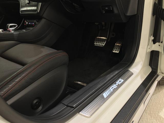 ＧＬＡクラス ＧＬＡ４５　４マチック　右ハンドル／カルサイトホワイト／レーダーセーフティパッケージ／バックモニター／パークトロニックセンサー／黒革シート／シートヒーター／ＡＭＧ１９ＡＷ／正規ディーラー認定中古車／２年保証（33枚目）