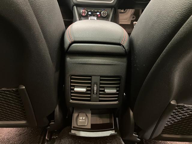 ＧＬＡクラス ＧＬＡ４５　４マチック　右ハンドル／カルサイトホワイト／レーダーセーフティパッケージ／バックモニター／パークトロニックセンサー／黒革シート／シートヒーター／ＡＭＧ１９ＡＷ／正規ディーラー認定中古車／２年保証（51枚目）