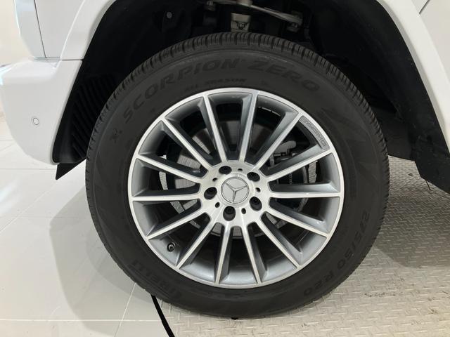 Ｇクラス Ｇ４００ｄ　ＡＭＧライン　右ハンドル／オパリスホワイト／ワンオーナー／ラグジュアリーＰ／アダプティブダンピングシステム／パノラミックＳＲ／３６０°カメラ／Ｂｒｕｍｅｓｔａｒ／正規ディーラー認定中古車／二年保証（77枚目）