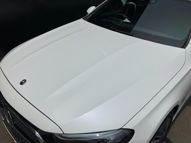 Ｅクラス Ｅ２２０ｄ　アバンギャルド　ＡＭＧラインパッケージ　右ハンドル／オパリスホワイト／ワンオーナー／ＡＭＧスポーツＰ／エクスクルーシブＰ／ＨＵＤ／３６０°カメラ／アンビエントライト／Ｂｕｒｍｅｓｔｅｒ／正規ディーラー認定中古車／二年保証（23枚目）