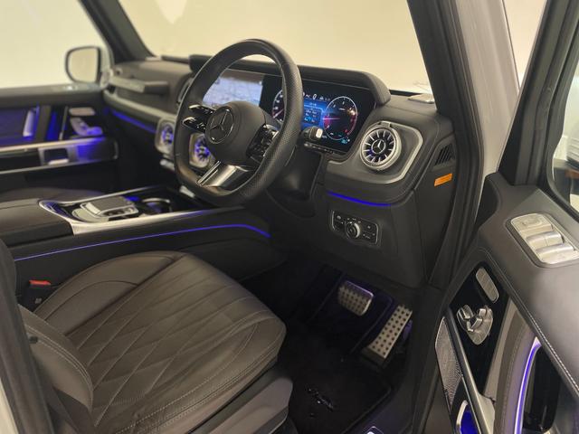 Gクラス G450d ローンチエディション 1オーナ/サンルーフ/Gマヌファクトゥーアエディション/オートステップ/Burumester/ドライブレコーダー/純正ナビゲーション/温冷機能付きカップホルダー認定中古車/2年保証(2枚目)