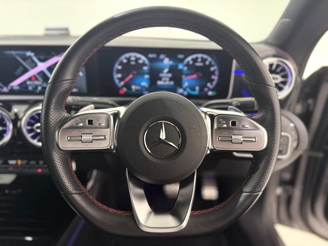 ＣＬＡクラス ＣＬＡ１８０　ＡＭＧライン　右ハンドル／セレナイトグレー／メモリー付きパワーシート／シートヒーター／アンビエントライト／正規ディーラー認定中古車／二年保証（43枚目）