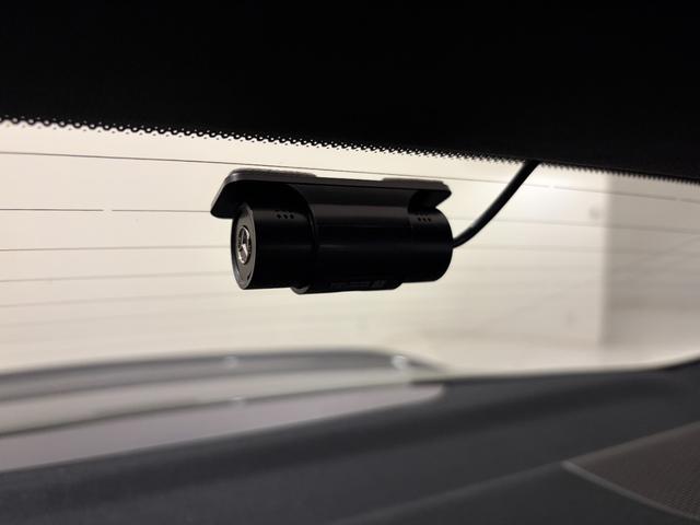 Ｃクラス Ｃ４３　４マチック　ワンオーナー／右ハンドル／イリジウムシルバー／ＨＵＤ／Ｂｕｒｍｅｓｔｅｒ／ベンチレーション／パノラミックスライディングルーフ／ドラレコ／正規ディーラー認定中古車／二年保証（12枚目）