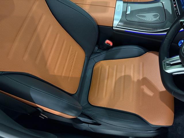 Ｃクラス Ｃ４３　４マチック　ワンオーナー／右ハンドル／イリジウムシルバー／ＨＵＤ／Ｂｕｒｍｅｓｔｅｒ／ベンチレーション／パノラミックスライディングルーフ／ドラレコ／正規ディーラー認定中古車／二年保証（29枚目）