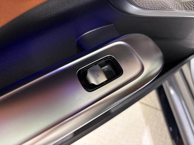 Ｃクラス Ｃ４３　４マチック　ワンオーナー／右ハンドル／イリジウムシルバー／ＨＵＤ／Ｂｕｒｍｅｓｔｅｒ／ベンチレーション／パノラミックスライディングルーフ／ドラレコ／正規ディーラー認定中古車／二年保証（33枚目）