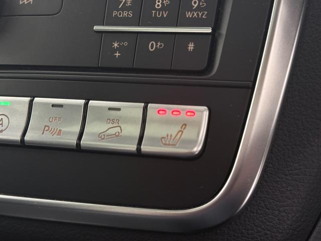 GLAクラス GLA220 4マチック ワンオーナー/右ハンドル/コスモスブラック/本革/シートヒーター/パノラミックスライディングルーフ/ドラレコ/正規ディーラー認定中古車/二年保証(5枚目)