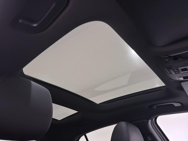 GLAクラス GLA220 4マチック ワンオーナー/右ハンドル/コスモスブラック/本革/シートヒーター/パノラミックスライディングルーフ/ドラレコ/正規ディーラー認定中古車/二年保証(8枚目)