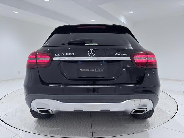 GLAクラス GLA220 4マチック ワンオーナー/右ハンドル/コスモスブラック/本革/シートヒーター/パノラミックスライディングルーフ/ドラレコ/正規ディーラー認定中古車/二年保証(18枚目)